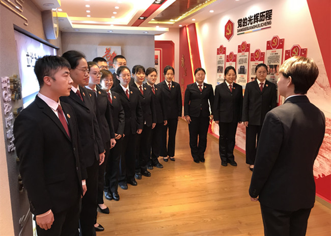 山西太原晋源区：新进人员在党建教育基地接受党史专题教育